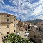 Large In Apartment Lavatoggio