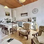 Apartment Large In