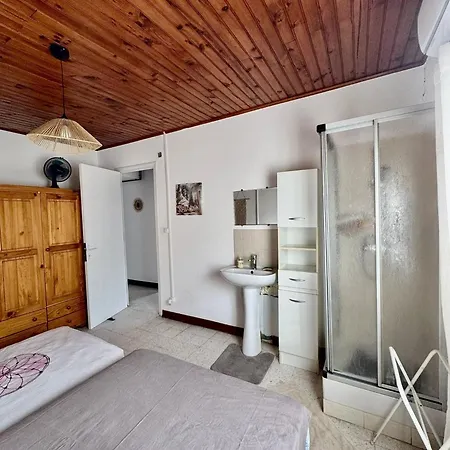 Apartment Large In *
